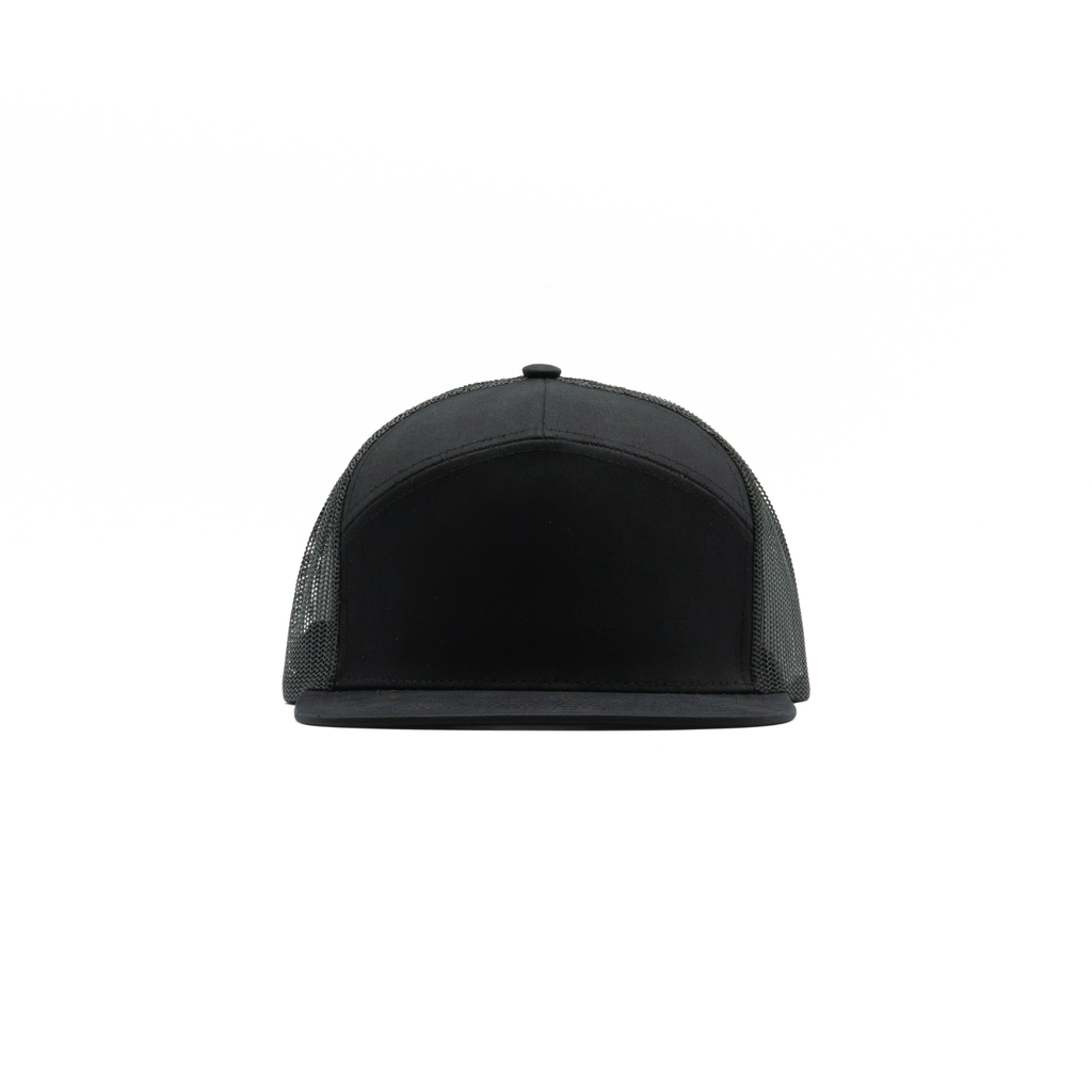 635 — 7 Panel Mesh Trucker